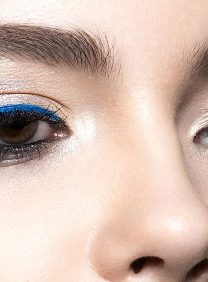 How to wear coloured eyeliner