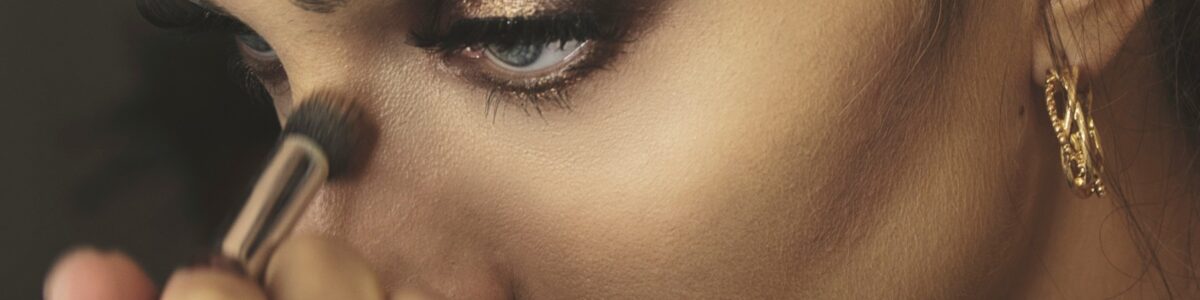 6 Make-up mistakes that age you