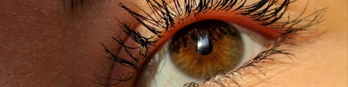 How to get longer lashes