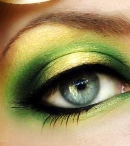 “Green with Envy” Make-up Tutorial
