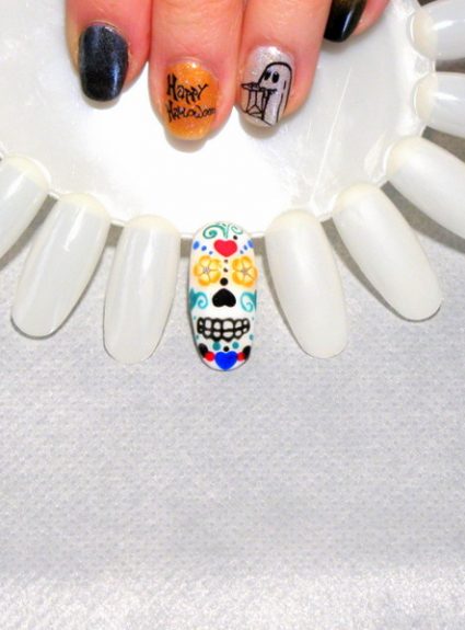 Sugar Skull Nail Art Tutorial