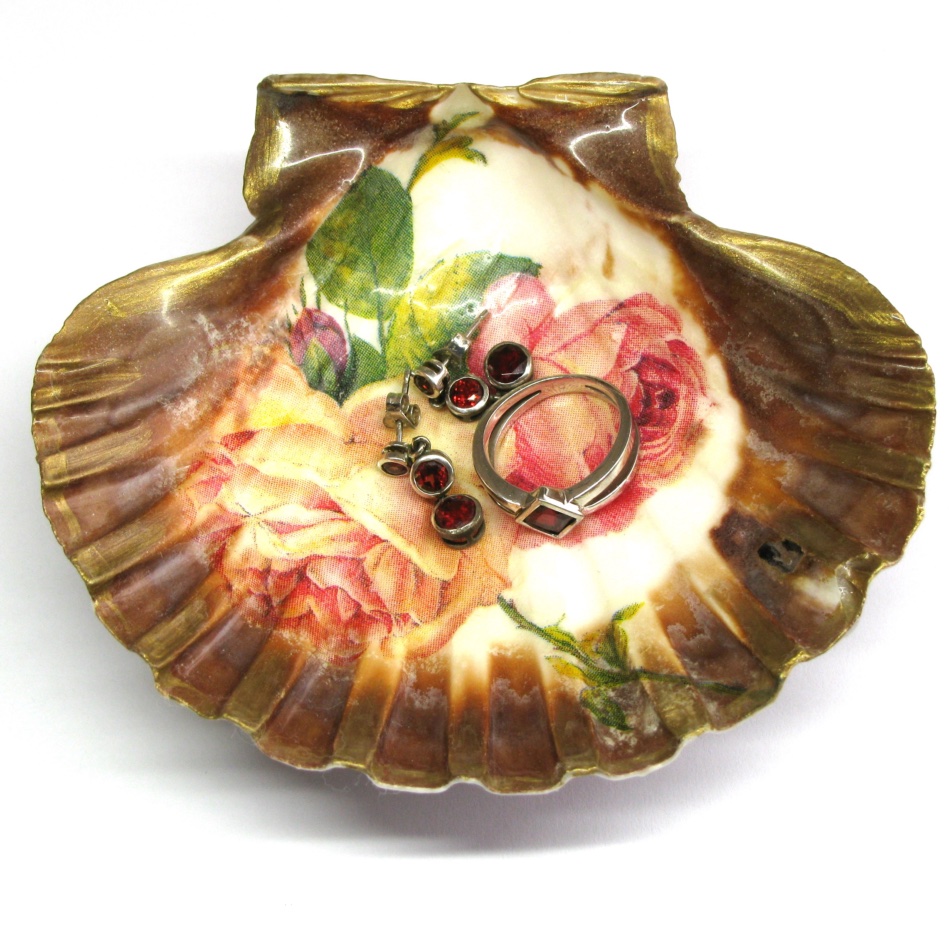 Shell Trinket Dishes - Image 14
