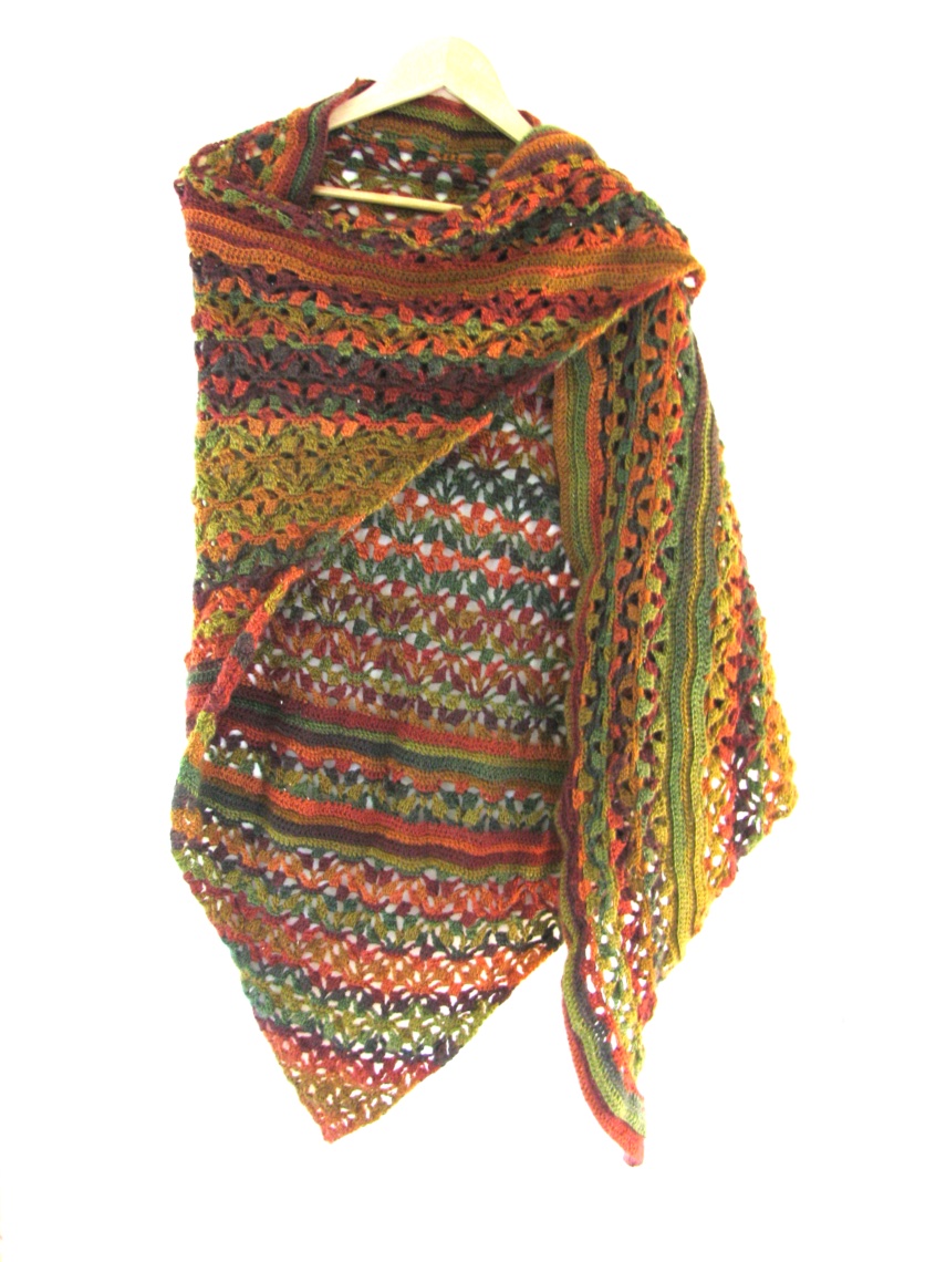 Triangular Autumn Shawl - Image 2