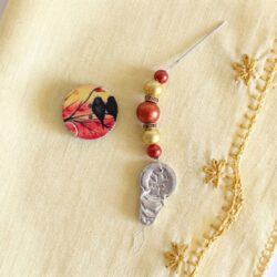 Assorted Bird or Tree Needle Minders with Froggers