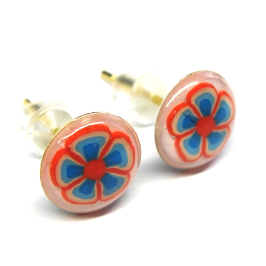 70s inspired Floral Studs - Image 3