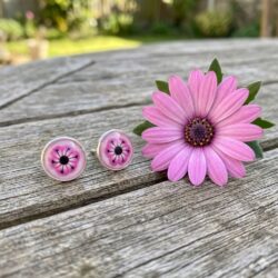 Earrings (studs)